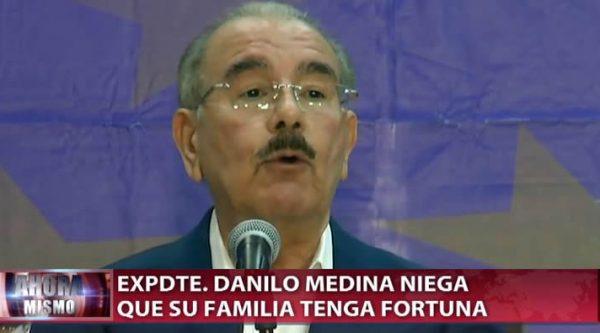 danilo medina se pinta de victima