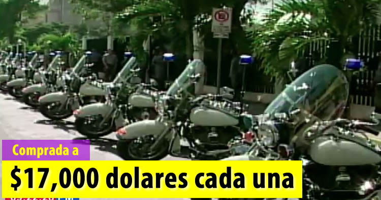 Costosas motocicletas Harley Davidson de la policía están convertidas en chatarras