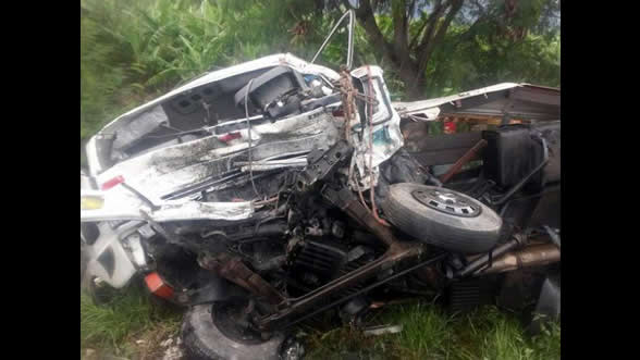 Choque en carretera Azua-Baní deja cinco muertos