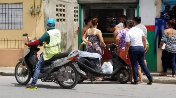 Asaltantes de bancas hieren varias personas en Nagua