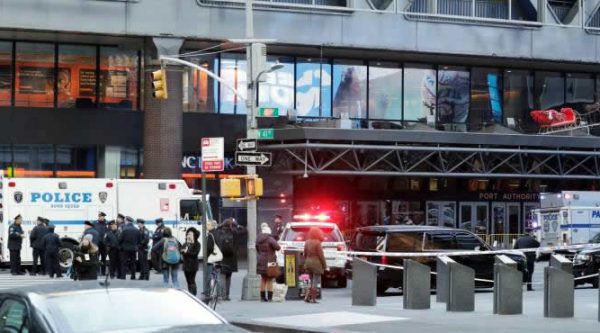 Posible terrorista resulta herido en explosión en Nueva York