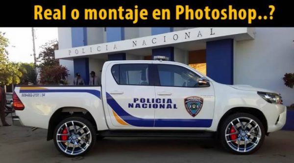 Camioneta de la policía con aros racing