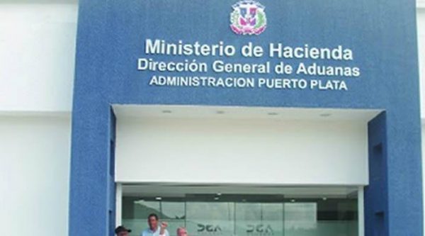 Cancelan empleados Aduana por no participar en caravana PLD