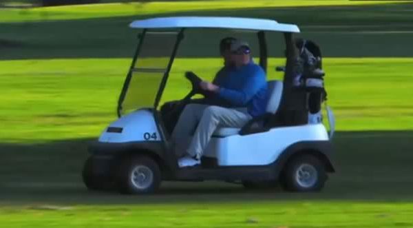 Video: carrito de golf que vuela