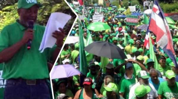 Chocan vehículo que conducía activista que leyó manifiesto en marcha verde en Azua