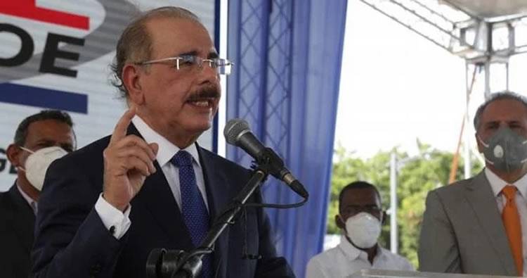 Danilo Medina se despide asegurando que pasó con «notas sobresalientes»