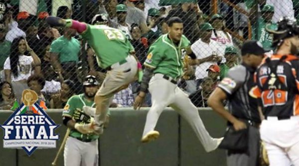 Estrellas ganan de nuevo y colocan Serie Final 2-0