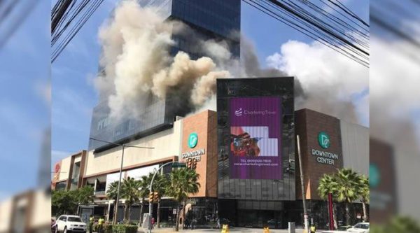 Se registra incendio en Downtown Center