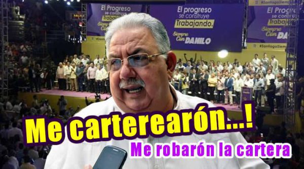 Carterean a José Enrique Sued durante su juramentación en el PLD