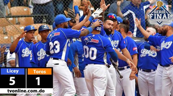 Tigres del Licey derrotan a los Toros 5-1 y empatan Serie Final 3-3