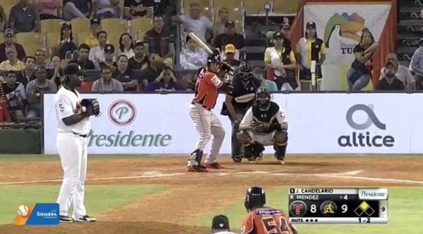 Video: Toros remontan y vencen a Águilas Cibaeñas; se adueñan del primer lugar