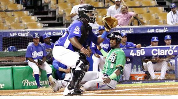 Las Estrellas vencen a los Tigres del Licey de nuevo