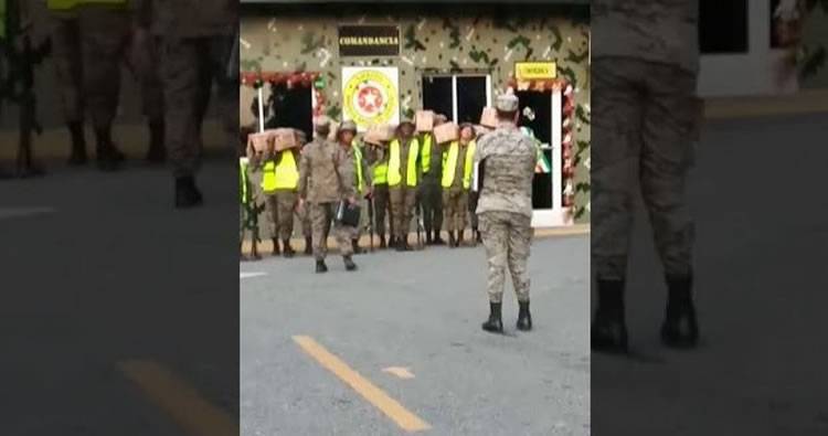 Video: Militares denuncian entregan cajas navideña solo para hacerles las fotos