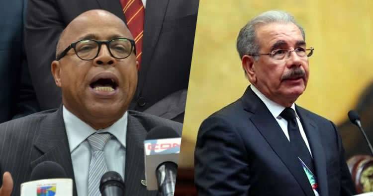 Legisladores de oposición se retiran de discurso de Danilo Medina