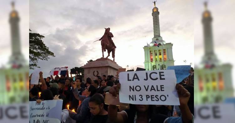 Protestan en Santiago pidiendo destitución jueces de la JCE