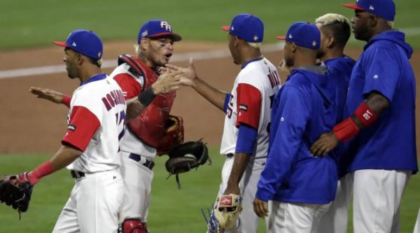 Puerto Rico vence a Estados Unidos y pasa a la semifinal del Clásico Mundial de Béisbol 2017