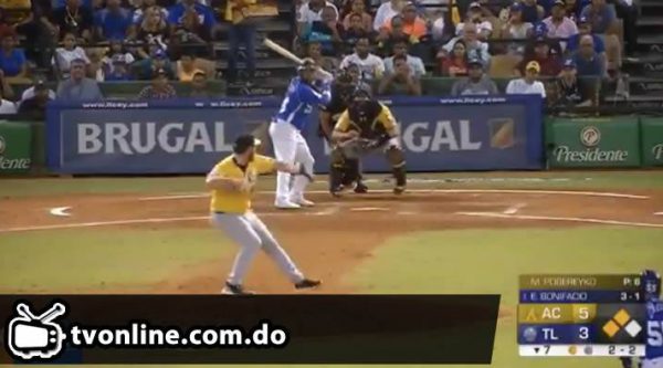 Video: Tigres del Licey derrotan a las Águilas Cibaeñas