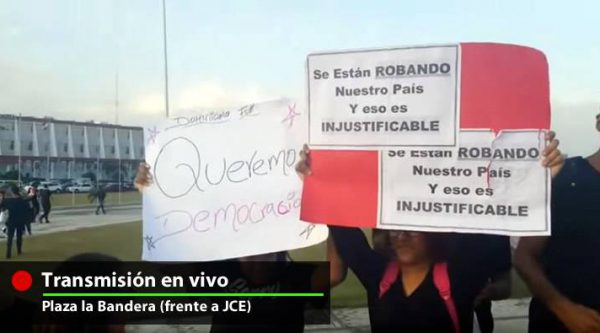 Transmisión en vivo: Protesta en la Plaza de la Bandera por sabotaje de elecciones [Viernes 21]