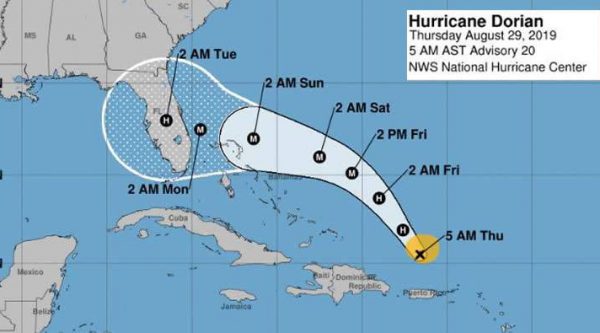 Huracán Dorian causa pocos daños en el Caribe y se dirige a EEUU