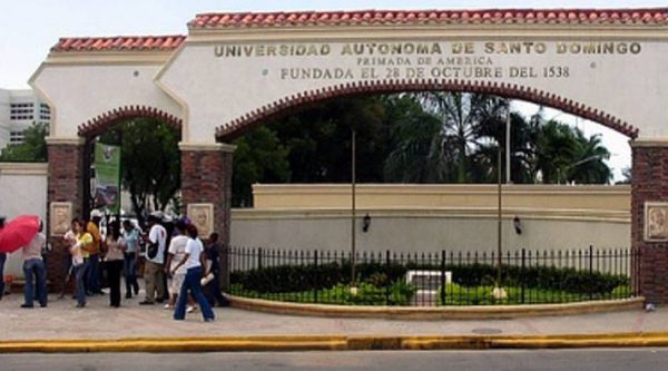 UASD niega filtración examen de residencia médica