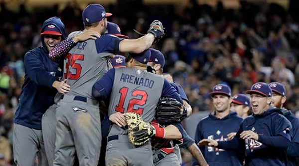 Estados Unidos blanquea a Puerto Rico en la Final del Clásico Mundial de Baseball 2017