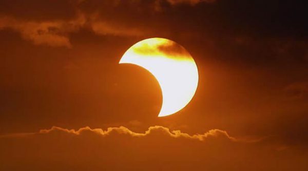 A que hora se puede ver el Eclipse de sol