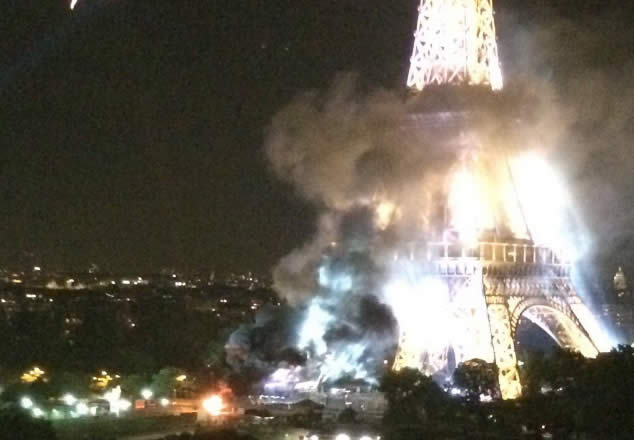 Video: incendio en la torre Eiffel