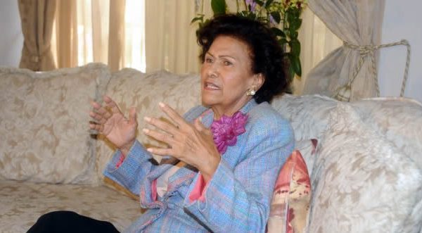 Recuperan la yipeta de Zoila Martínez; La «Defensora del Pueblo»