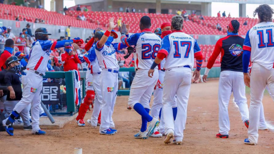 Dominicana vence a Venezuela y lo pone al borde de la eliminación | Serie del Caribe 2021