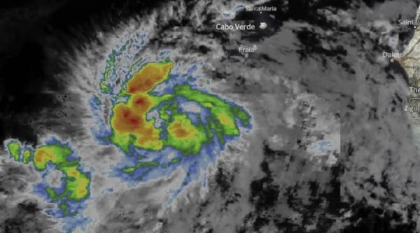 Se forma la tormenta tropical Larry