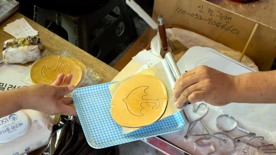 Se disparan ventas de galletas en Corea del Sur tras serie «El Juego del Calamar»