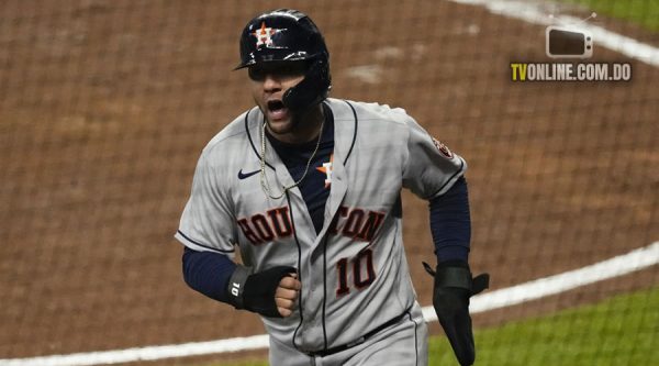 Correa y los Astros de Houston vienen de atrás y vencen 9-5 a Bravos de Atlanta