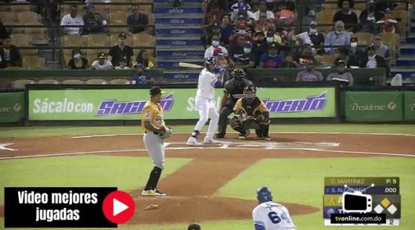 Video: Albert Abreu formidable en triunfo de Tigres del Licey contra Las Águilas