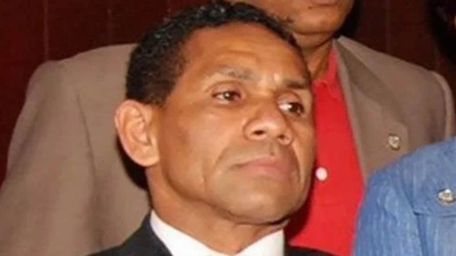 PLD retira de sus filas a exdiputado a «El Querido» Alfonso Crisóstomo