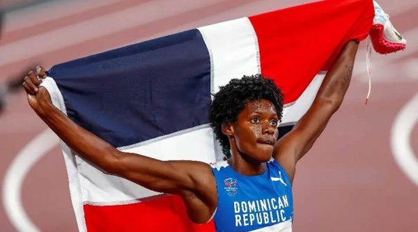 Marileidy Paulino gana medalla de plata en el Mundial de Atletismo