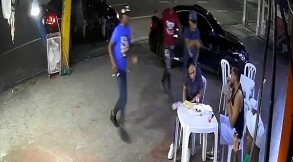 Video: PN apresó 4 hombres habían asaltado pareja en Villa Mella