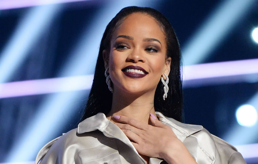 Cantante  Rihanna se convierte en madre por segunda vez