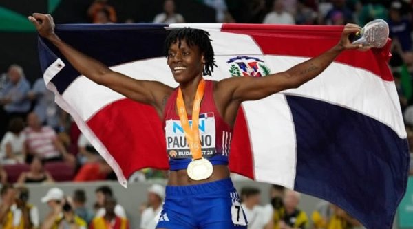 Marileidy Paulino gana, es la nueva campeona Mundial en los 400 metros